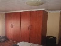 Bed Room 2 - 15 square meters of property in Daveyton