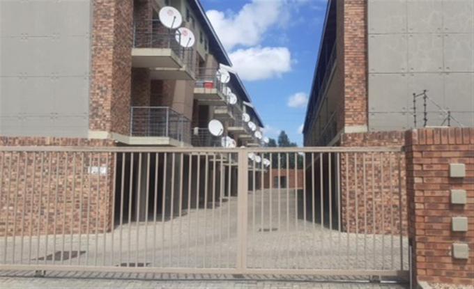 Standard Bank SIE Sale In Execution 1 Bedroom Sectional Title for Sale in Potchefstroom - MR213123