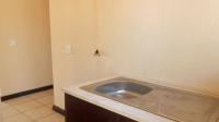 Kitchen - 7 square meters of property in Munsieville South