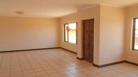 Dining Room - 11 square meters of property in Munsieville South