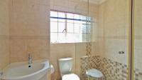 Bathroom 1 - 5 square meters of property in Olympus