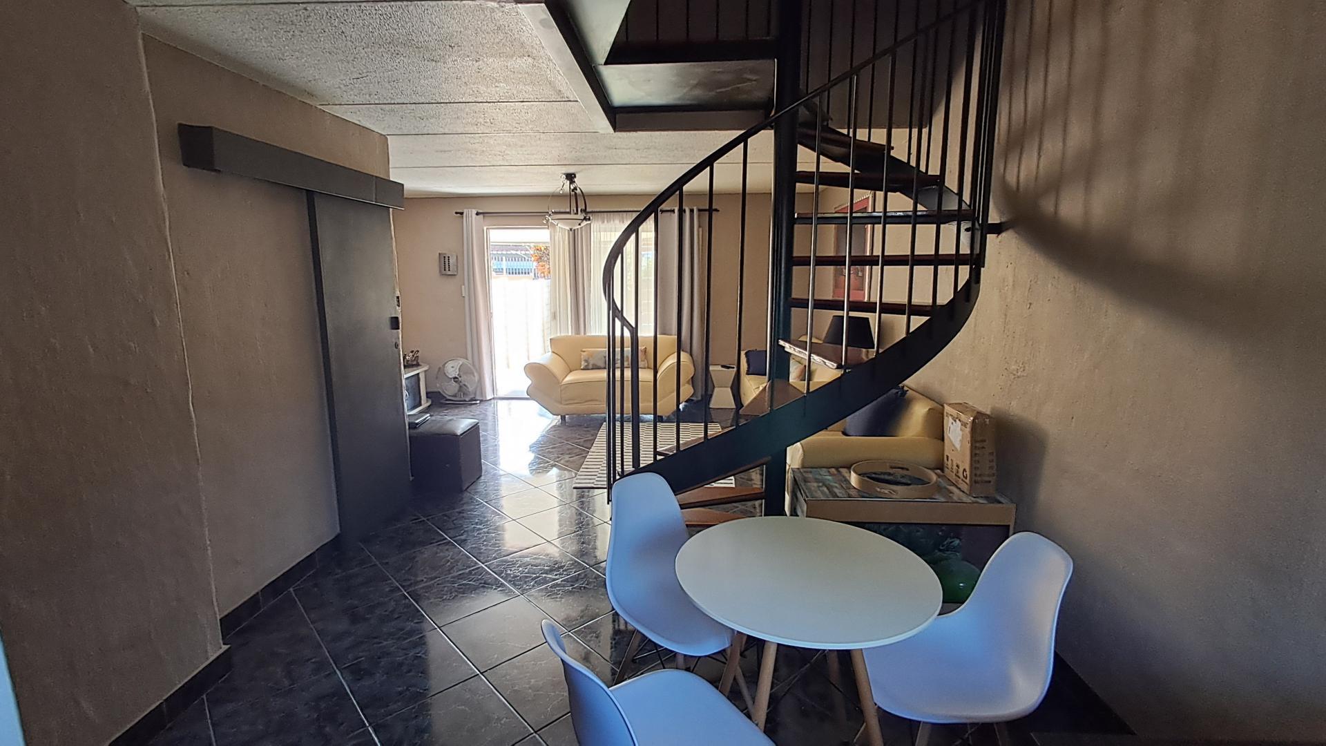 Dining Room of property in Lyndhurst