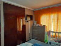 Main Bedroom - 17 square meters of property in Ennerdale