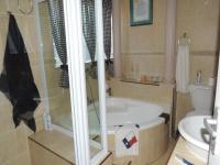 Main Bathroom - 7 square meters of property in Westwood AH