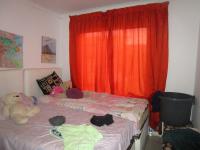 Bed Room 1 - 10 square meters of property in Ennerdale