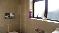 Guest Toilet - 4 square meters of property in Sagewood