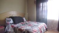 Main Bedroom - 21 square meters of property in Eikepark