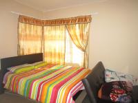 Main Bedroom - 18 square meters of property in Willowbrook