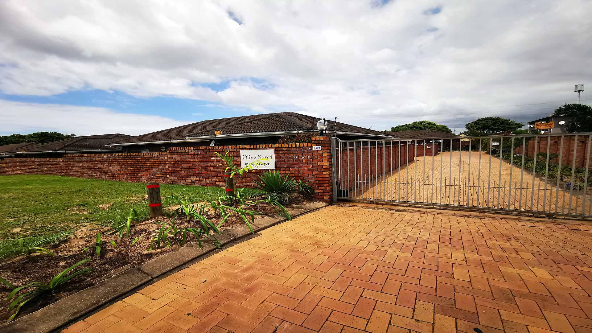 Front View of property in Arboretum