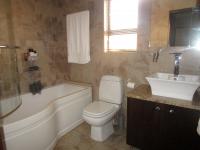 Bathroom 1 - 6 square meters of property in Three Rivers