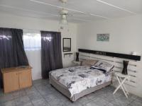 Bed Room 4 - 36 square meters of property in Margate