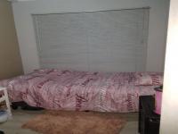 Bed Room 3 - 8 square meters of property in Naturena