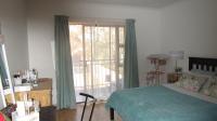 Main Bedroom - 12 square meters of property in Crystal Park