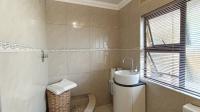 Main Bathroom - 8 square meters of property in Merrivale