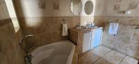 Bathroom 3+ of property in Orkney