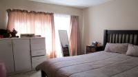 Main Bedroom - 14 square meters of property in Waterval East