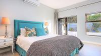 Bed Room 1 - 18 square meters of property in Sunset Beach