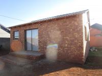 Front View of property in Vosloorus