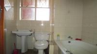 Bathroom 1 - 5 square meters of property in Wonderboom South