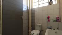 Bathroom 1 - 4 square meters of property in Muckleneuk