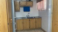 Kitchen - 22 square meters of property in Rowhill