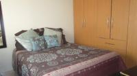 Main Bedroom - 12 square meters of property in Crystal Park