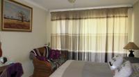 Main Bedroom - 18 square meters of property in Rustenburg