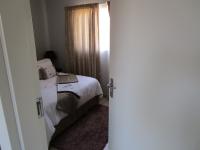 Main Bedroom - 12 square meters of property in Waterkloof (Rustenburg)