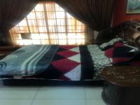 Main Bedroom - 24 square meters of property in Lenasia