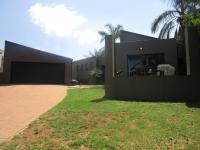 2 Bedroom 2 Bathroom House for Sale for sale in Wilgeheuwel 