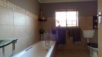 Main Bathroom - 8 square meters of property in Country View