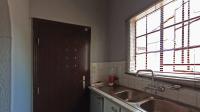 Scullery - 4 square meters of property in Country View