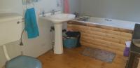 Bathroom 1 - 18 square meters of property in Benoni