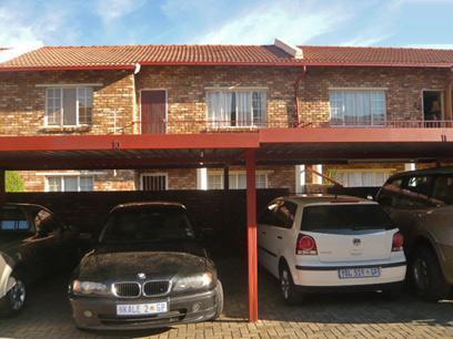 2 Bedroom Simplex for Sale For Sale in Krugersdorp - Private Sale - MR25363