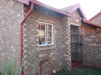 2 Bedroom 1 Bathroom Cluster for Sale for sale in Meyerspark