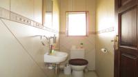 Guest Toilet - 5 square meters of property in Winternest