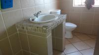 Bathroom 1 - 9 square meters of property in Dalpark