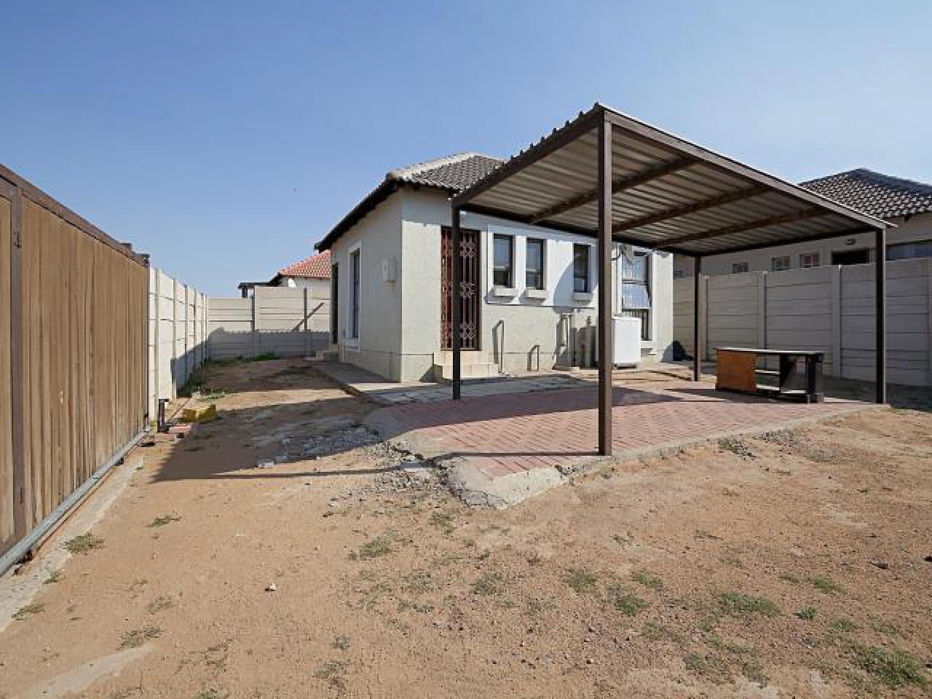 Front View of property in Ermelo