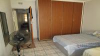 Main Bedroom - 19 square meters of property in Vanderbijlpark