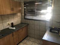 Kitchen - 10 square meters of property in Vanderbijlpark