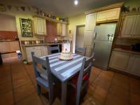 Kitchen of property in Leeuwfontein Estates