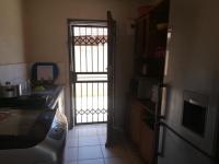 Kitchen - 7 square meters of property in Protea Glen