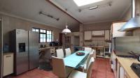 Kitchen - 32 square meters of property in Olivedale