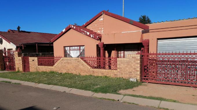 Standard Bank EasySell 3 Bedroom House For Sale In Mohlakeng