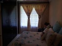 Main Bedroom - 31 square meters of property in Dalpark