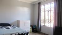 Bed Room 1 - 10 square meters of property in Naturena