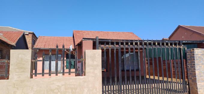 Standard Bank SIE Sale In Execution 2 Bedroom House for Sale in Reiger Park - MR285667