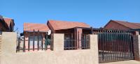 Front View of property in Reiger Park