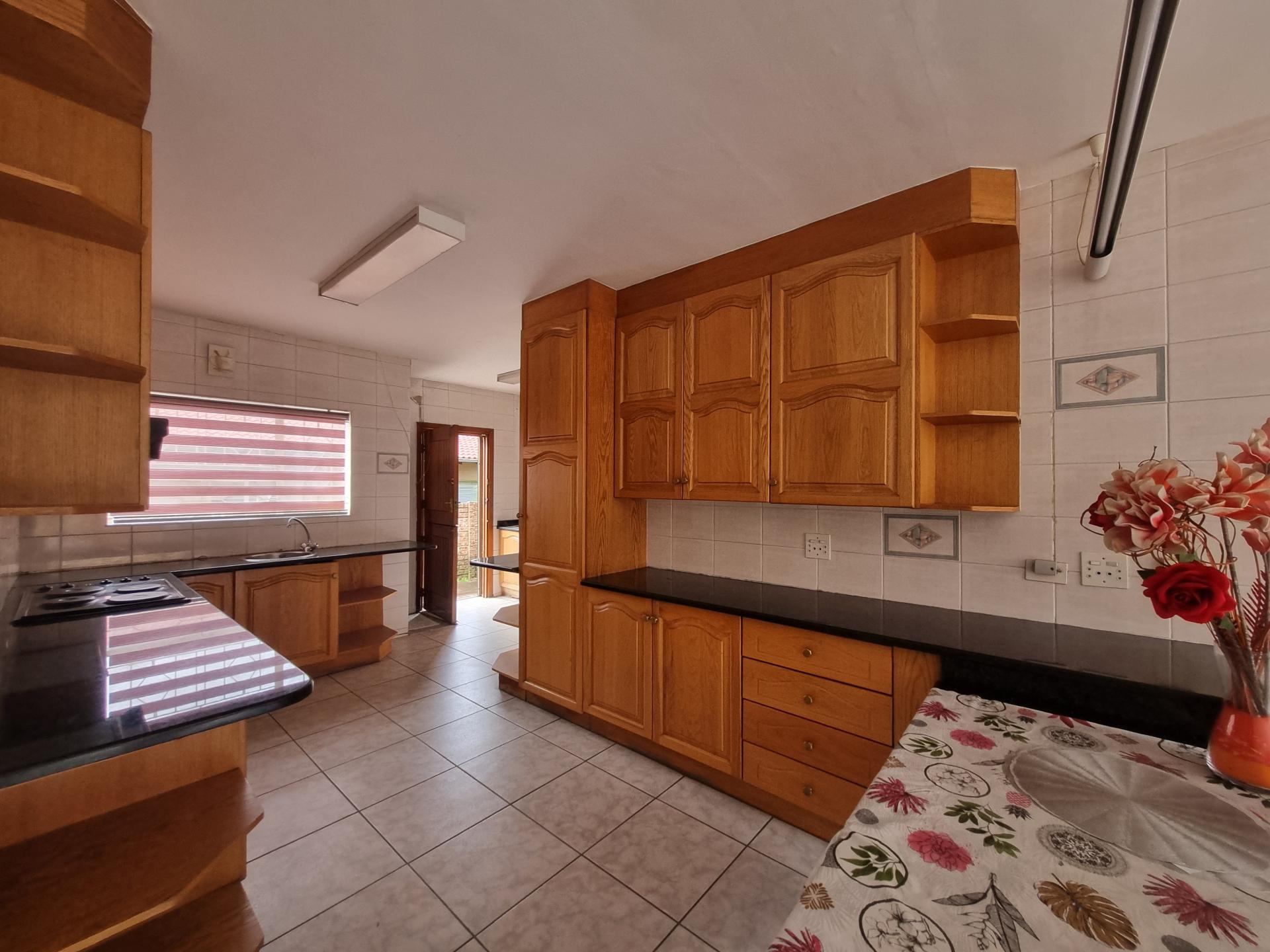 Kitchen - 42 square meters of property in Mackenzie Park