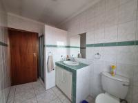 Bathroom 2 - 8 square meters of property in Mackenzie Park